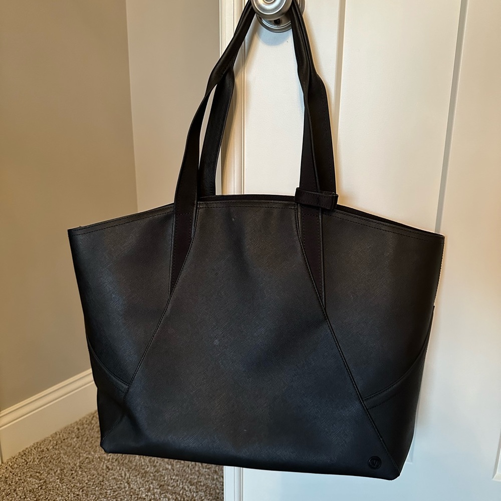 Lululemon Gym Bag Tote